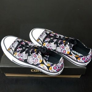 sugar skull tennis shoes